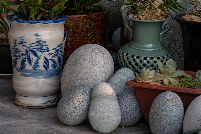 Diy vaser: Skab din egen blomsterkunst med genbrugsmaterialer